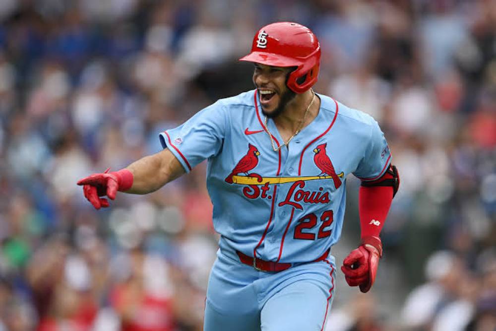 ¡HISTÓRICO! Joshua Báez conecta tres home runs y hace historia en su debut en MLB