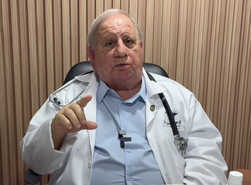 Pacientes llenan consultorio del Dr. Fadul tras polémica con Salud Pública