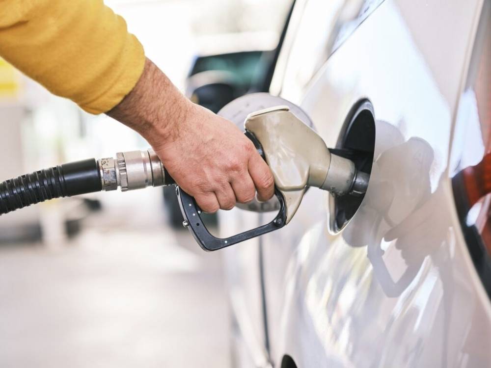 SUBEN LOS COMBUSTIBLES: GASOLINA PREMIUM A RD$358.10 Y GASOIL ÓPTIMO A RD$318.10