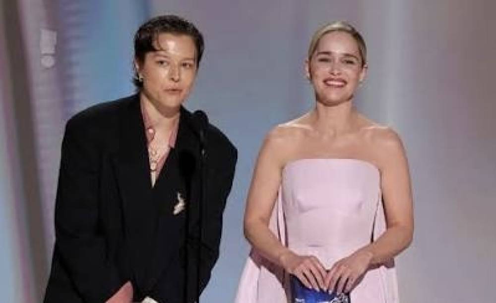¡LAS REINAS TARGARYEN SE REÚNEN! EMILIA CLARKE Y EMMA D’ARCY JUNTAS
